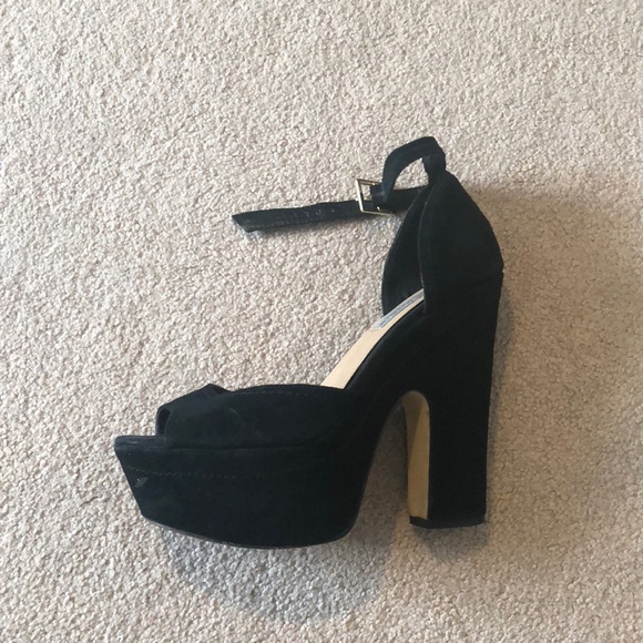 Steve Madden heels - Picture 3 of 8